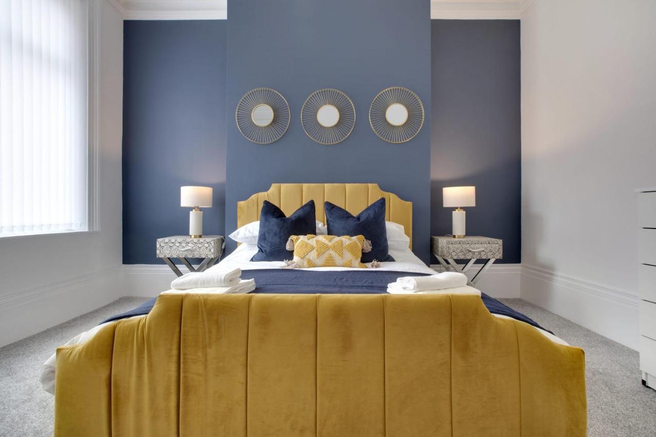 Stunning 4-Bedroom, 2 Bathrooms In Sunderland サンダーランド エクステリア 写真